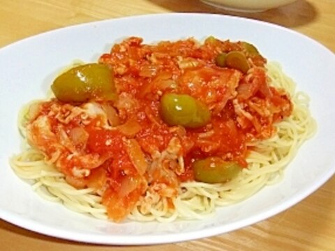 ピーマンと豚肉を使ったトマトスパゲティ